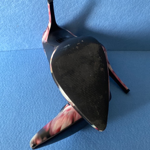 Nine West Floral Pumps   Size 7 - Picture 4 of 6